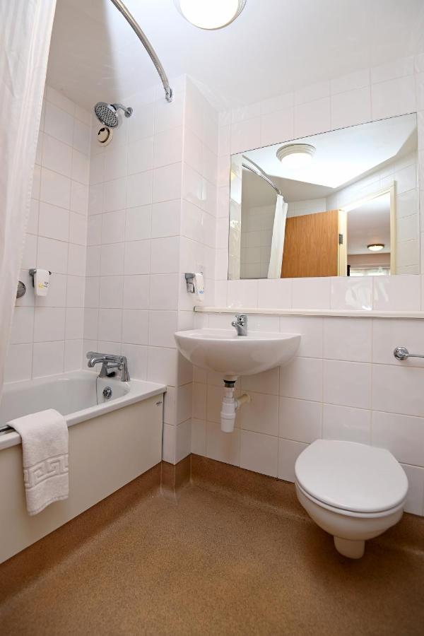 Meadow Farm Redditch By Marstons Inns Екстериор снимка