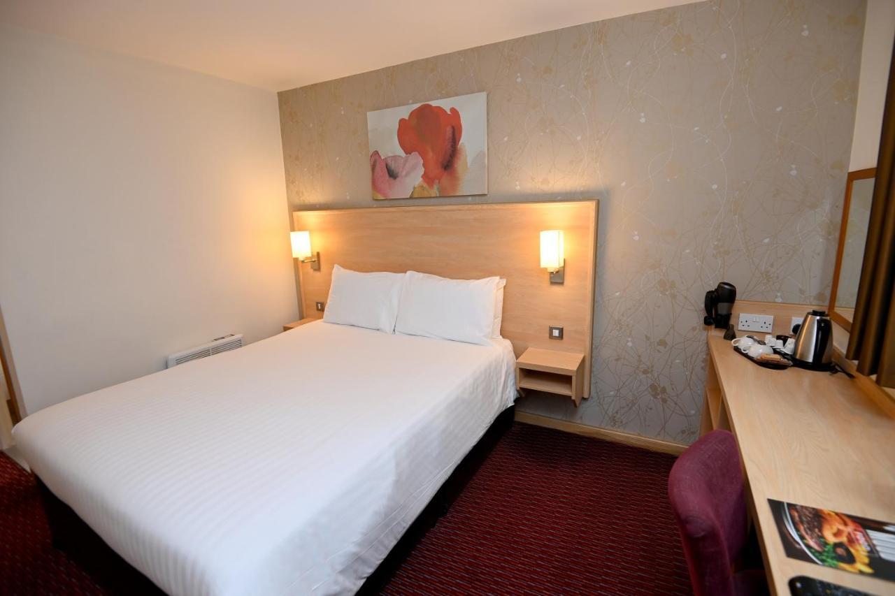 Meadow Farm Redditch By Marstons Inns Екстериор снимка